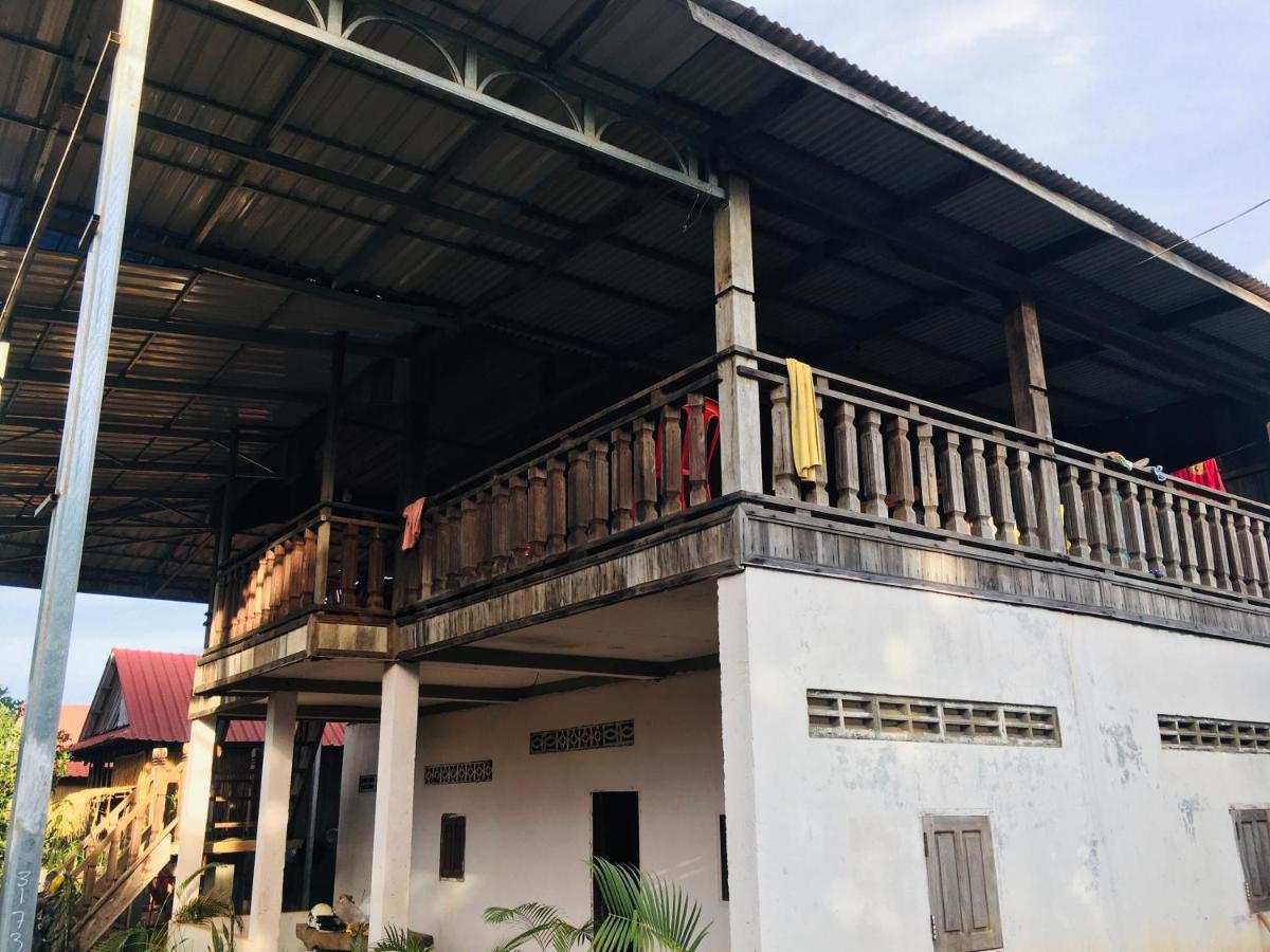 Ratanakiri Farmhouse & Trekking Banlung Exterior photo