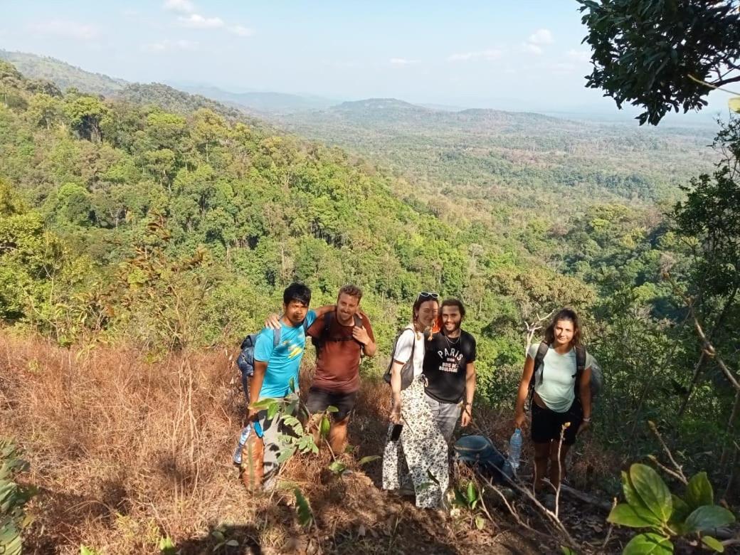 Ratanakiri Farmhouse & Trekking Banlung Exterior photo