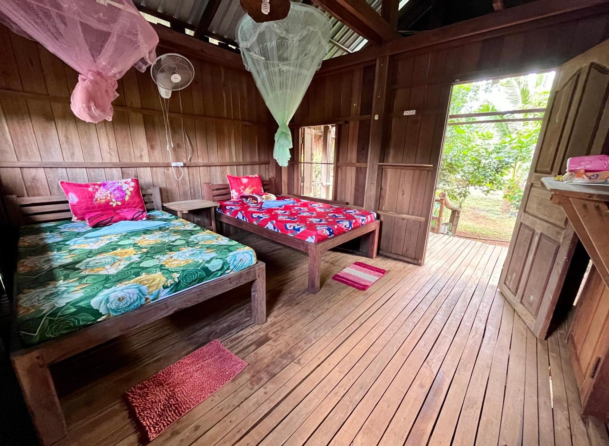 Ratanakiri Farmhouse & Trekking Banlung Exterior photo